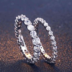 Custom Sier Sier Cround Cut Cubic Zirkonia Crebrie Diamond 925 Sterling Sier Jewelry All Around Band Pierścienie dla kobiet248N