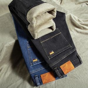 Männer Jeans Plus Größe 40 42 44 46 Winter Warm Lose Business Mode Stretch Stoffe Fleece Verdickte Denim Hosen männlichen