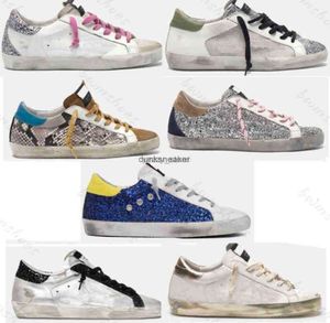 Scarpe da ginnastica Scarpe casual Scarpe sporche Golden Super Star Classic Do-Old Pelle di serpente Tacco in pelle scamosciata Suola color crema Uomo scozzese in pelle bianca