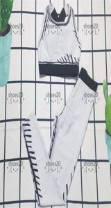 Branco Imprimir Yoga Outfits Quick Dry Sports Vest Calças Roupas de Luxo Montagem Elastic Leggings Womens Workout Sportswear Designer S7451968