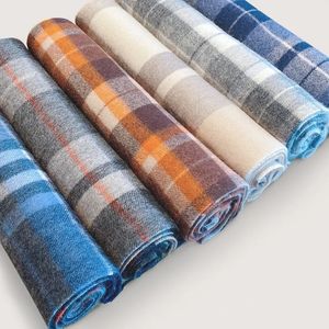 Lenços 100% lã tartan xadrez cachecol estilo britânico clássico padrão de verificação cashmere lenços xale mulheres homem inverno quente pescoço cachecol 231027