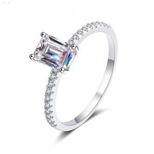 Ada Schmuck Weißgold Sterling Frauen Anillo de Plata 925 Silber Diamant Emerald Moissanit Ring Hersteller