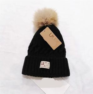 Tasarımcı Kış Örme Beanie Yün Şapka Kadın Tıknaz Tap Kalın Sıcak Sahte Kürk Pom Beanies Şapkalar Kadın Bonnet Beanie Caps Uuhat