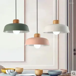 Lampade a sospensione Luci regolabili Lampada vintage Portacavo in ferro Decorazioni natalizie per la casa Illuminazione a led per sala da pranzo Lampadario