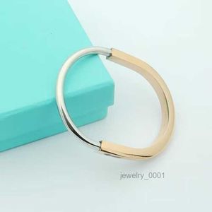 Gold Bracelet Designer Lock Bangle Women Men Classic Bracelets Fashion Jewelry Wedding Christmas Gifts Wholesale Free Shipping Chinese Top Quality