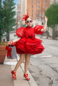 Abiti da ragazza Abito da principessa rosso a fiori per matrimonio Collo alto gonfio Carino volant stile corto con fiocco Abiti da ballo per spettacoli per bambini