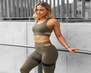 Kadın Yoga Fitness Sports Setleri Gym Egzersiz Spor Giyim 2 Parçalar Set Trailsuits Sütyen Yoga Takımları Tam Uzunluk Legging3925318