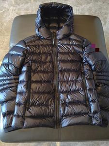 Gratis frakt 2023 Man Canada Ny ankomstförsäljning Mens Black Red Down Jacket Winter Coat Parka Sale med Outlet S-XXL 2227M