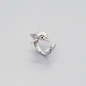 Кольца кластера 1 шт., винтажное милое маленькое открытое кольцо с дельфином из сплава для женщин и мужчин, корейская мода, простые ювелирные изделия на палец с океаническими животными, подарок R67