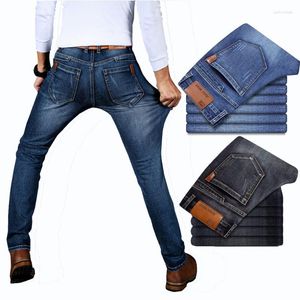 Calças de brim masculinas primavera outono 2023 inteligente elástico negócios moda reta regular estiramento denim calças masculinas plus size 28-40