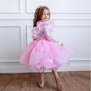 Abiti da ragazza con paillettes floreali Cute Baby Pink per ragazze 2023 Abiti da festa di nozze a maniche lunghe in morbido tulle tutù