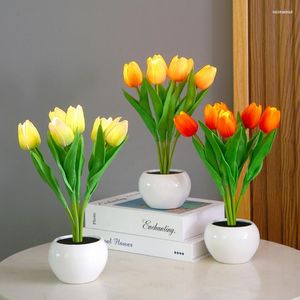 Lâmpadas de mesa Tulip Night Light LED Simulação Flor Lâmpada de cabeceira Decoração de quarto