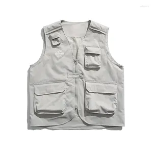 Mäns västar Techwear Tactical Vest Men Fashion Thinly Casual MultiCocket Military Streetwear Outdoor Sport Biker