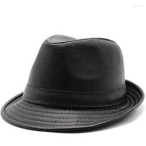 Berets Marke Einfache Jazz Caps Männer PU Leder Fedoras Hut Für Männliche Herbst Winter Retro Bowler Hüte Vintage Schwarz Panama kappe