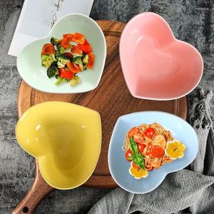 Miski innowacyjna nieregularna miska ceramiczne danie dim danie deser pieczenia kolorowy kolor love domowa przekąska
