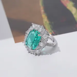 Cluster Rings Colorful Treasure Emerald Ring Women's Opening Inns European And American Vintage French Style Versatile Food