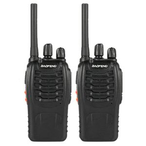 Walkie Talkie 2PCS Baofeng 888Sアマチュアハンドヘルド2ウェイラジオTH888S UHFポータブルトーキーハイキングバイクキャンプ231030