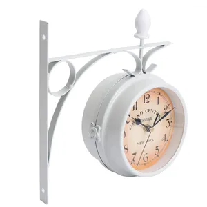 壁の時計1 PCレトロヨーロッパスタイルの時計屋内と屋外のための吊り下げ装飾（白）