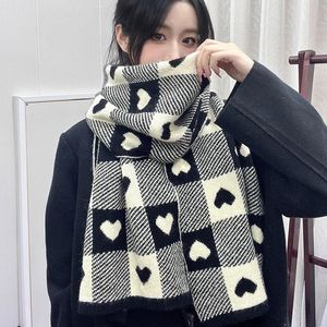 Scarves Knitted Scarf Love Heart Black White Plaid Thickened Warm Winter Women's Christmas Year Gifts 231030