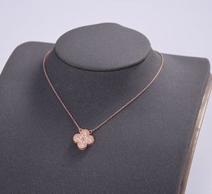 collana di trifogli di furgone collana natalizia calda collana con ciondolo pieno di diamanti il processo di galvanica non sbiadisce facilmente. collana di moda allergica