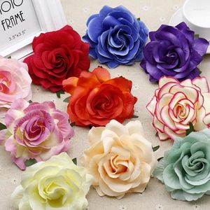 装飾的な花卸売10pcs 10cmシルクブルーミングバラ結婚式の車の装飾のための人工花の頭