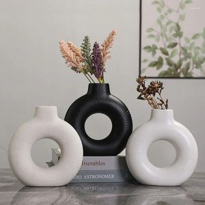 Vase Nordic Circular Hollow Ceramic Donuts FlowerPot Home Decor Room Decoration Accessoriesインテリアオフィスデスクトップ