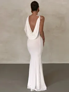 Vestidos casuais sexy backless maxi vestido branco moda um ombro drapeado magro para mulheres roupas de inverno 2023 noite festa clube outfits