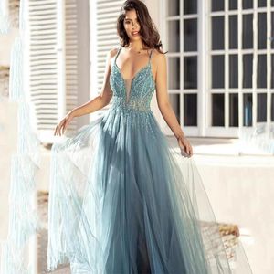 Parti Elbiseleri Lüks Dubai Mavi Akşam Spagetti Kayışı Tull Arapça Kadın Gelinlik Uzun Resmi Balo Elbise