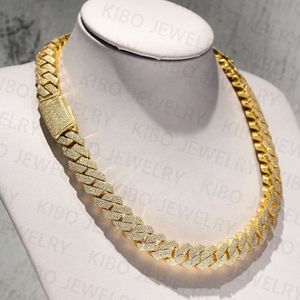 Collana con diamanti Moissanite Vvs con catena a maglie cubane con 4 file di punte Hip Hop