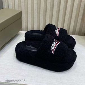 Thick Balencaiiga Sandal Furry Sandals Slipper Shearling Paris Lamb Wool Sole Straight Hair Thickened Elevated Same Style 2023 New