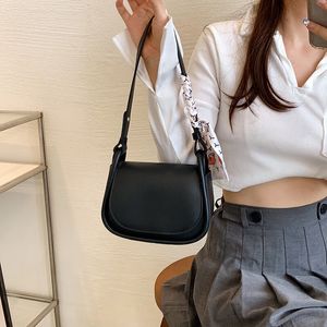 デザイナーバッグクロスボディバックパックトートバッグ高品質のクラシック女性用シングルバッグクラシックケースレザーレトロファッションバッグショルダーバッグサイドウォレットパーティーレター