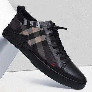 GAI GAI Kleid Männer Vulkanisierte Low-top Atmungsaktive Leinwand Leder Turnschuhe Männlichen Wohnungen männer Casual Schuhe 231027