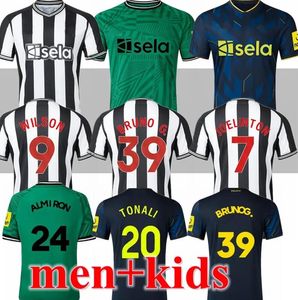 23 24 Newcastle Soccer Jerseys Bruno G. Tonali Isak Home Joelinton Trippier Away 3rd Football Shirt United NUFC Maximin Top Men Kids Tracks Sets Sets