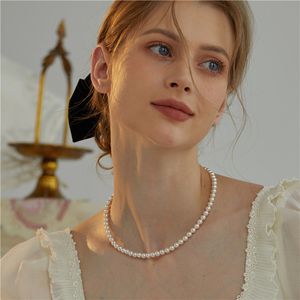 Colar de pérolas feminino, colar de pérolas falsas redondo branco leitoso de 6/8 mm, joias requintadas de casamento banhadas a ouro 14K/presentes de joias de dama de honra