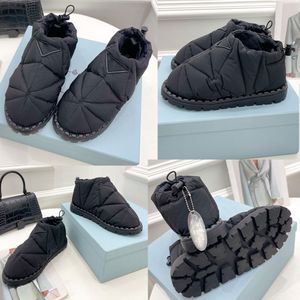 New Ladies Boots Luxury brand boots snow boots waterproof boots autumn winter boots Flat Boots classic comfortable Boots Network Red Same Style Large size 35 42
