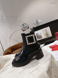 Mody kostki botki kobiety senior Rangers Boot Włochy popularne niskie buty kryształowe platforma klamry platforma patentowa skórzana sukienka wieczorowa Krótka bootie UE 35-41