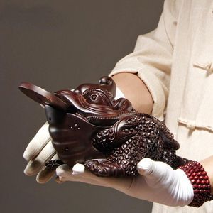 Decorative Figurines Ebony Wood Carving Golden Toad Decoration Solid Three-legged Treasure Home Shop Opened Mahogany Craft Gifts