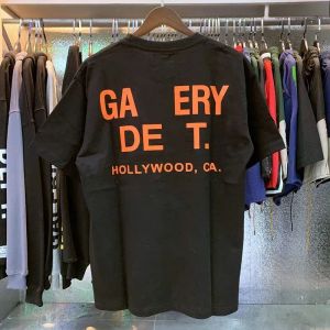 Tasarımcı T-Shirt Departmanı Lüks Moda Sıradan Tişört Erkek ve Kadın T-Shirt Markası Kısa Kollu Hip Hop Sokağı Giyim Üst Giyim