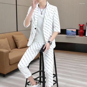 Ternos masculinos verão fino branco preto cinza estilo coreano fino terno de duas peças meia manga carta impressão design moda blazers