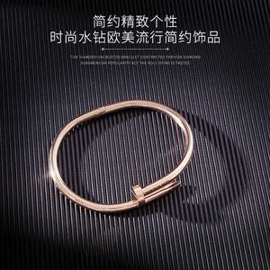 Artier Luxus-Designer-Armbänder zum Verkauf und modisches Titan-Stahl-Armband, verblassender Schlammdiamant, mit Originalverpackung