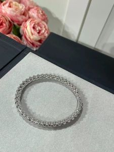 Bracciale rivettato con anello di lusso alla moda. Bracciale di lusso con anello in acciaio al titanio, oro 18 carati e argento, diamanti, donna, uomo, amanti, gioielli, regalo per feste