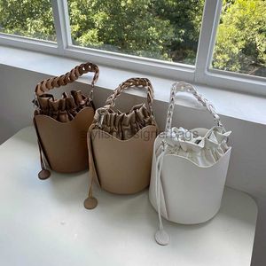 Omuz çantaları şapkalar kova şapkaları yeni kadın kova çanta moda çekme çubuğu büyük kapasite çapraz vücut çantası lüks dokulu deri omuz bagstylishdesignerbags