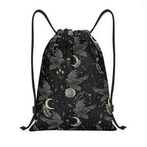 Shoppingväskor Crow Moon DrawString ryggsäck Kvinnor Män sport Gym Sackpack Foldbar Halloween Spooky Witch Training Bag Sack Sack