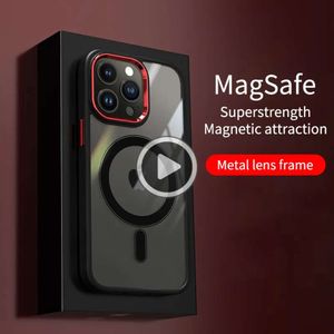 Luxury Clear HD Telefonfodral för iPhone 14 13 12 11 15 Pro Max Funna Magnetic Magsafe Wireless Charging Stuffsäker mobiltelefonskydd