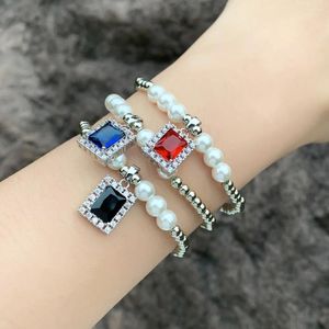 Charme pulseiras wangaiyao moda retro prata grânulos elástico pulseira feminina mão personalidade temperamento quadrado zircão pingente acc