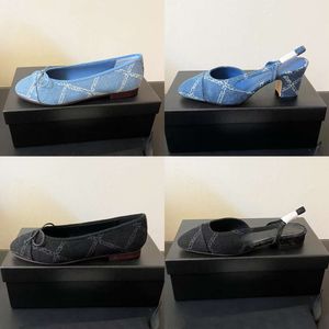 24FW designer mönster kedja balett sko fårskinn båge platta skor slingbacks sandal party office pumpar läder botten stor storlek 35-42 med låda nr488