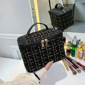 Custodie per cosmetici Borsa di grande capacità Borsa portatile per trucco da ragazza Borsa multifunzione da viaggio per articoli da toeletta Custodia per pennello 231030