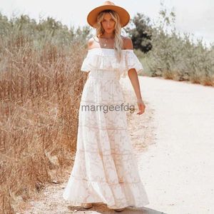 Grundläggande avslappnade klänningar Happie Queens Vintage Lace Hollow Out Beach Bohemian Maxi Dresses Robe Kaftan Elegant Lady Off Shoulder Boho Dress Vestidos YQ231030