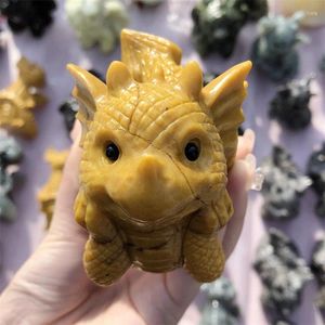 Dekorativa figurer Natural Yellow Jade Crystal Cartoon Dragon Carving Animal Polished Statue Healing Energy Gem Crafts for Children Gift