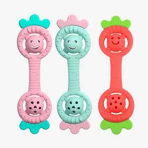 Silikon Bebek Teether Çiğneme Diş Çıkarma Oyuncak Çilek Çarpıcı Oral Motor Oyuncak BPA ÜCRETSİZ Gıda Sınıfı Yenidoğan Erkek Kız Duyu Ürünleri